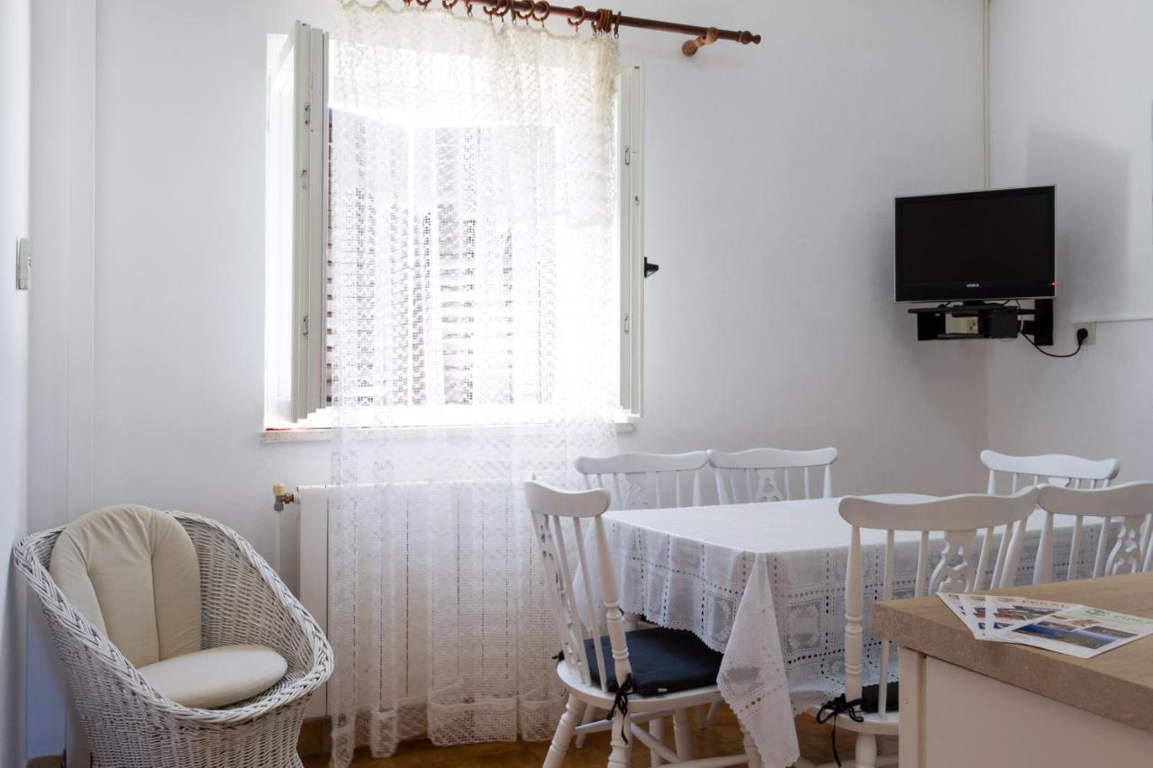 Apartmani Fides Lumbarda Exterior foto